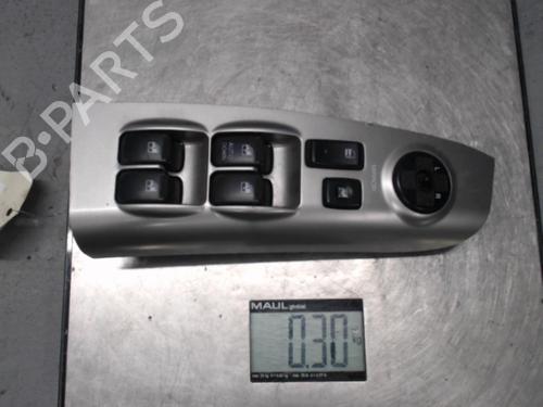 Used Left front window switch KIA SPORTAGE II (JE_, KM_) 2.0 CRDi 4WD (140 hp) 21366099