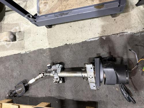 Used Steering column Steering column 38101966 38101966