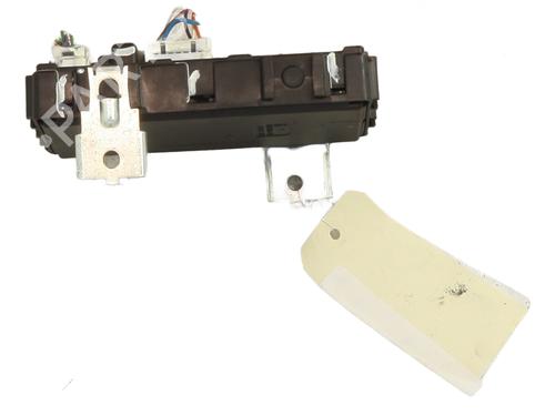 Fuse box RENAULT KOLEOS I (HY_) 2.0 dCi 4x4 (HY0K) | BP33796831E1  - Image 5