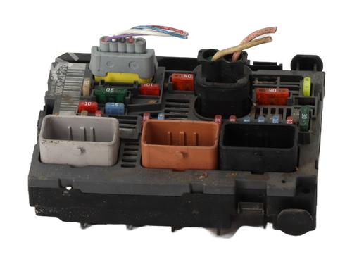 Used Fuse box PEUGEOT 308 I (4A_, 4C_) 1.6 HDi (109 hp) 31264056