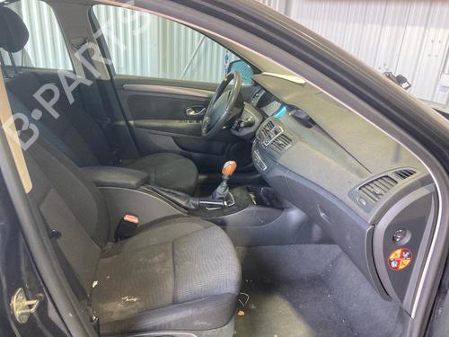 Brugte RENAULT LAGUNA III (BT0/1) 2.0 dCi (BT07, BT0J, BT14, BT1A, BT1S) 4793562