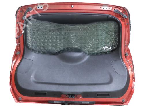tailgate-renault-kadjar-ha_-hl_-2015-39897297 main image