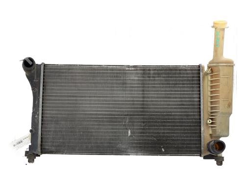 Radiador de água Radiador de água FIAT PANDA (169_) 1.2 (169.AXB11, 169.AXB1A) (60 hp) 35823944 35823944