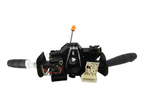 Used Steering column stalk RENAULT CLIO II (BB_, CB_) 1.2 (BB0A, BB0F, BB10, BB1K, BB28, BB2D, BB2H, CB0A,... (58 hp) 21559332