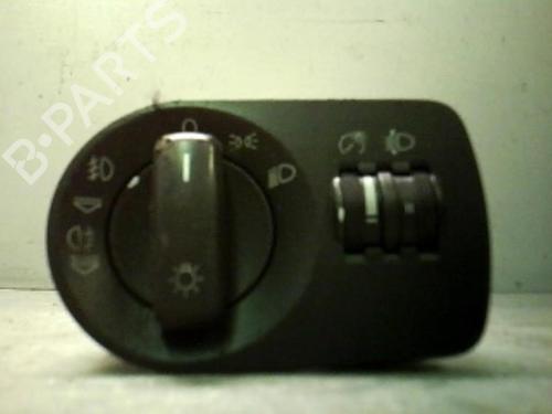 Used Headlight switch Headlight switch ALFA ROMEO 147 (937_) 1.9 JTDM 8V (937.AXD1A, 937.AXU1A, 937.BXU1A) (120 hp) 21363478 21363478