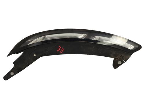 left-daytime-light-citroen-c4-cactus-2014-38762488 main image