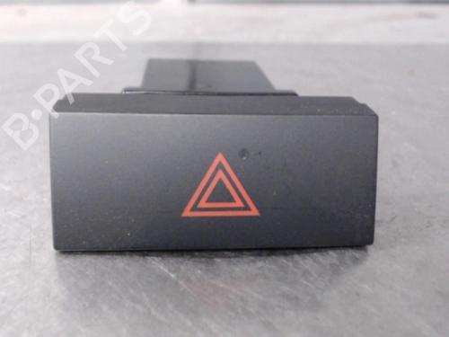 Used Warning switch HYUNDAI COUPE II (GK) 2.0 GLS (143 hp) 21367877