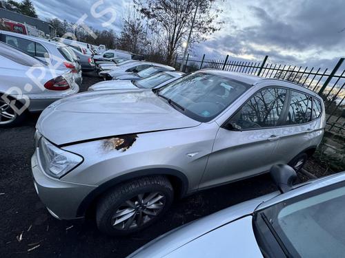 Switch BMW X3 (F25) xDrive 30 d | BP21371316I30 - Image 17