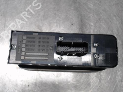 Used Left front window switch Left front window switch VOLVO V50 (545) 1.6 D (110 hp) 21367249 21367249
