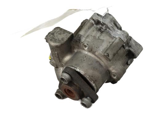 Pompe de direction assistée AUDI A4 B7 (8EC) 2.7 TDI (180 hp) 21313755