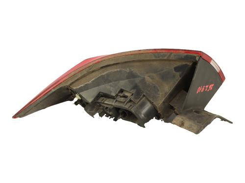 right-taillight-renault-clio-iv-bh_-2012-2013-2014-2015-2016-2017-2018-2019-2020-2021-40174068 main image
