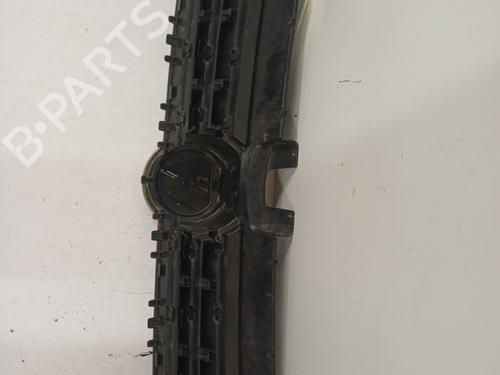 Used Grille Grille 38192406 38192406