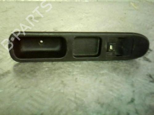 Used Right front window switch PEUGEOT 307 Break (3E) 1.6 HDi 110 (109 hp) 21310411