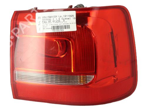 Used Right taillight Right taillight VW TOURAN (1T3) 1.6 TDI (105 hp) 34614833 34614833