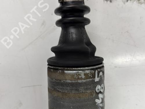 Used Right front driveshaft Right front driveshaft RENAULT TRAFIC II Van (FL) 1.9 dCi 80 (FL0B) (82 hp) 26689817 26689817