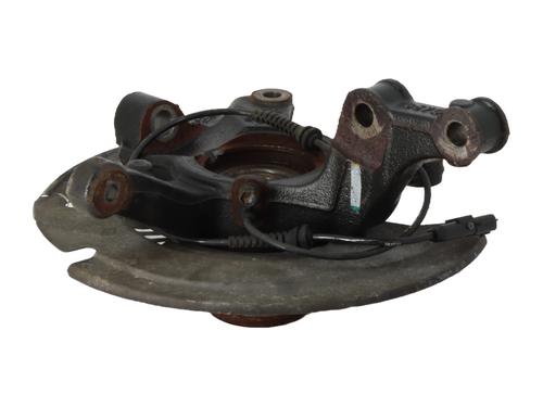 Used Right front steering knuckle Right front steering knuckle NISSAN JUKE (F16_) DIG-T 117 (117 hp) 30322707 30322707