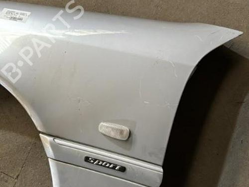 Used Left front fenders MERCEDES-BENZ C-CLASS (W202) C 220 CDI (202.133) (125 hp) 21320047