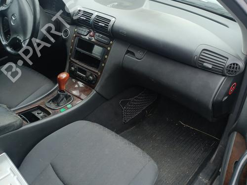 Front left lock MERCEDES-BENZ C-CLASS (W203) C 270 CDI (203.016) | BP29286697C98 