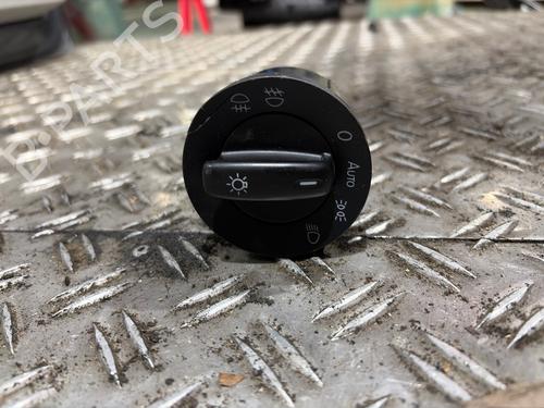Used Headlight switch Headlight switch 38677424 38677424