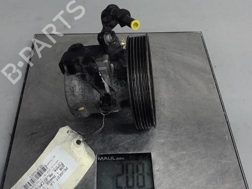 Used Steering pump PEUGEOT 308 I (4A_, 4C_) 1.6 HDi (109 hp) 21309370