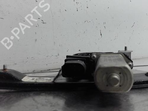 Used Right rear window motor BMW 1 (E87) 116 d (116 hp) 21371284