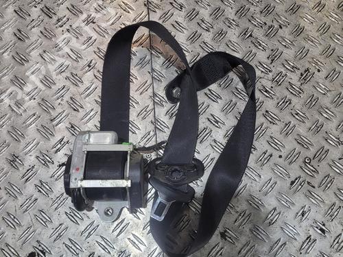 front-left-seatbelt-mercedes-benz-vito-bus-w639-2003-35928920 main image