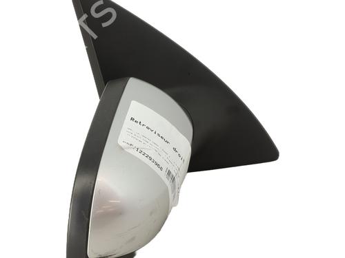 right-mirror-opel-corsa-c-x01-2000-2001-2002-2003-2004-2005-2006-2007-2008-2009-32782096 main image