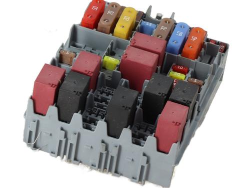 Fuse box FIAT 500X (334_) 1.4 (334AXC1B, 334AXC11) | BP28012895E1 - Image 2