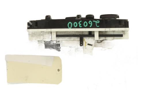 Climate control PEUGEOT 206+ (2L_, 2M_) 1.4 i | BP32472234I5