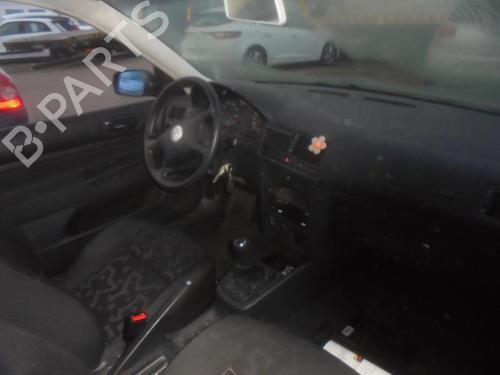 Left headlight VW GOLF IV (1J1) 1.4 16V | BP21867009C28 