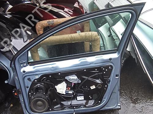 Used Right front door VW PASSAT B6 Variant (3C5) 2.0 TDI (140 hp) 21320132