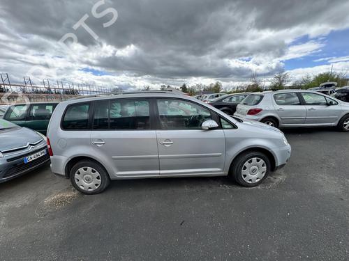 Left taillight VW TOURAN (1T1, 1T2) 2.0 TDI 16V | BP21293644C34 