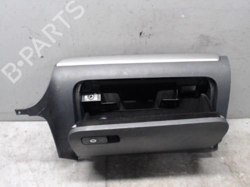Used Glove box Glove box VW GOLF VI (5K1) 1.4 (80 hp) 21366475 21366475