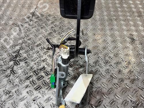 bremsepedal RENAULT TRAFIC II Bus (JL) 2.0 dCi 90 (JL00, JL01, JL0H, JL0M, JL0P, JL0S) | BP38721986I19 - Image 4
