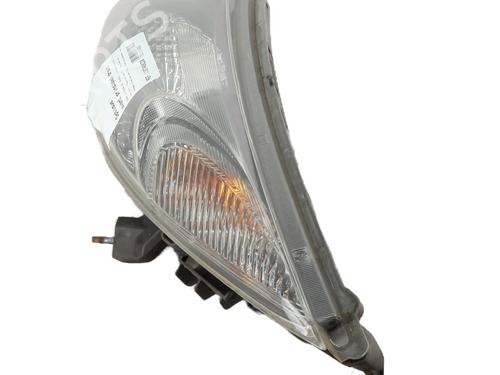 Used Right headlight Right headlight NISSAN JUKE (F15) 1.6 (117 hp) 31252408 31252408