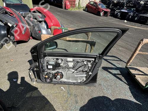 Used Right front door Right front door VW PHAETON (3D1, 3D2, 3D3, 3D4, 3D6, 3D7, 3D8, 3D9) 5.0 V10 TDI 4motion (313 hp) 21291195 21291195