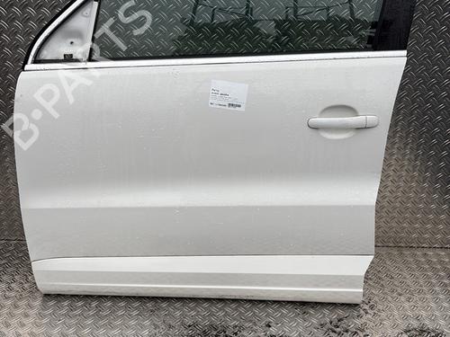 Used Left front door VW TIGUAN (5N_) 2.0 TDI 4motion (170 hp) 30886133