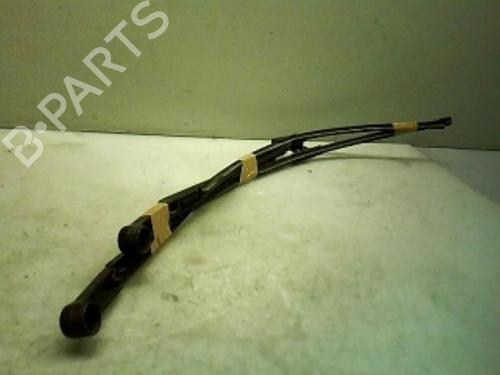 Used Front windshield wiper arm CITROËN C4 Grand Picasso I (UA_) 1.6 HDi (109 hp) 21303823
