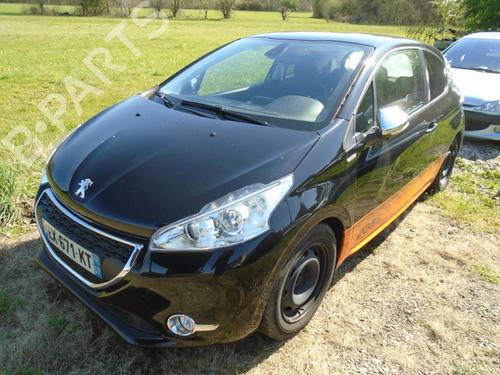 Front wiper motor PEUGEOT 208 I (CA_, CC_) 1.2 VTI 82 | BP21300080M29 