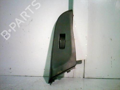 Used Right front window switch NISSAN ALMERA II Hatchback (N16) 1.5 (98 hp) 21366498