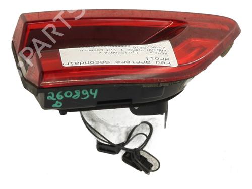 right-tailgate-light-renault-kadjar-ha_-hl_-2015-34531249 main image