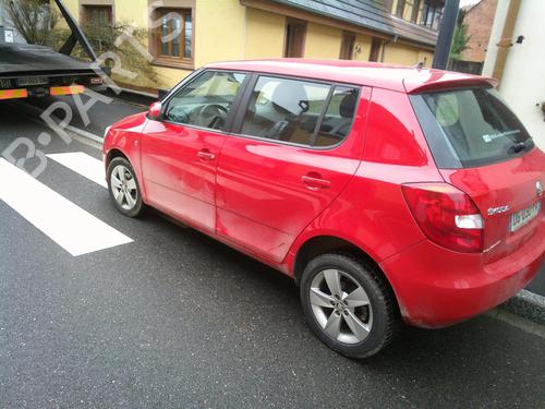 Headlight switch SKODA FABIA II (542) 1.6 TDI | BP21372114I24 - Image 8
