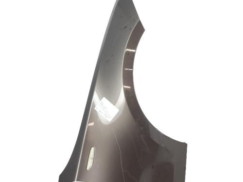 Parafango anteriore destro BMW 1 (E81) 116 i (122 hp) 30360615