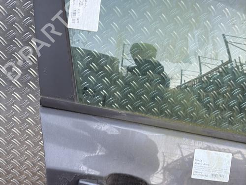 Used Right front door Right front door 21320350 21320350