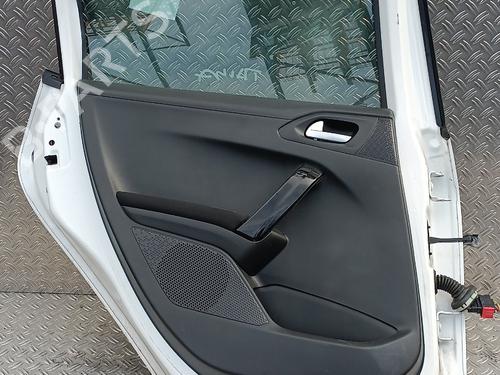 Left rear door PEUGEOT 208 I (CA_, CC_) 1.6 BlueHDi 100 | BP24825321C4 