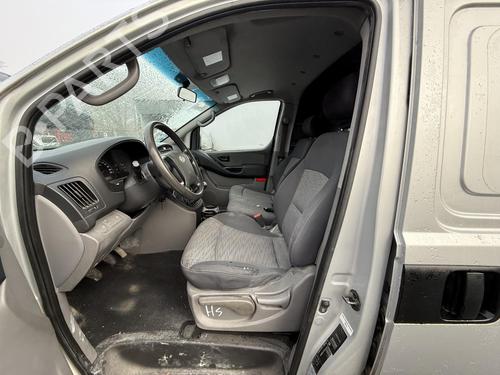 Front left seatbelt HYUNDAI H-1 Cargo (TQ) 2.5 CRDi | BP23814526I26 - Image 12