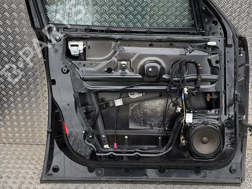 Left front door LAND ROVER RANGE ROVER III (L322) 3.6 D 4x4 | BP26678846C2