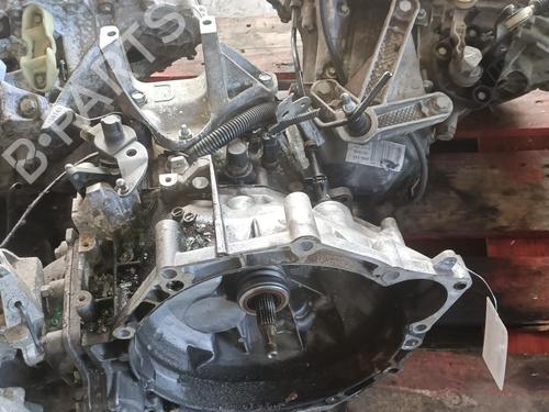 Gearbox CITROËN C5 III Break (RW_) 2.0 HDi 150 / BlueHDi 150 (RWRHEJ, RWRHE8) | BP31944445M3 - Image 2