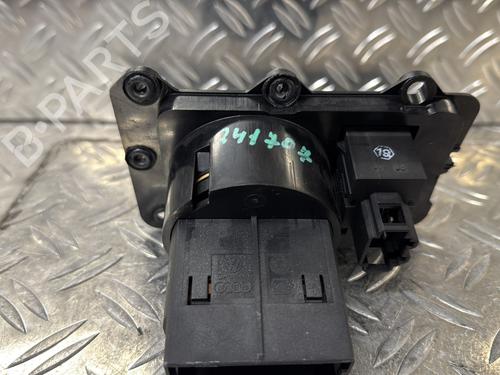 Used Switch Switch SKODA FABIA I (6Y2) 1.9 TDI (100 hp) 24518848 24518848