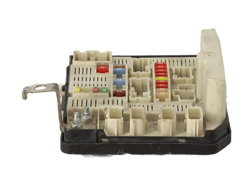 Used Fuse box RENAULT MEGANE II Estate (KM0/1_) 1.5 dCi (KM16, KM1E) (106 hp) 21368967